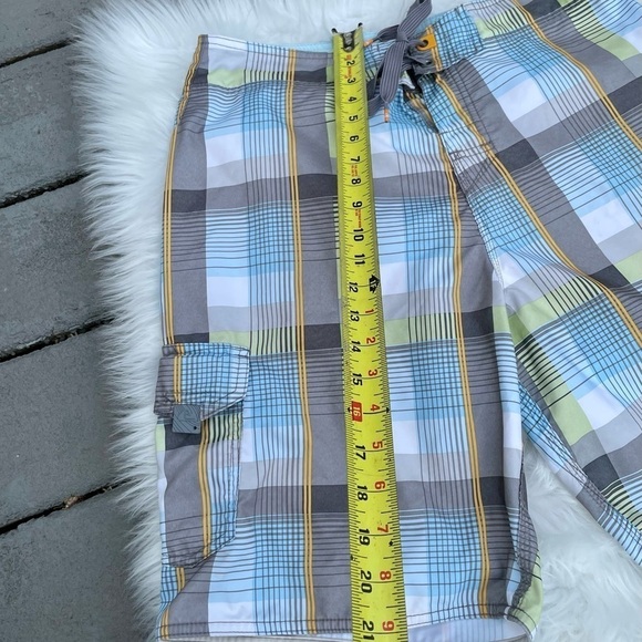 Quiksilver Board Shorts Mens - size 30 - Picture 7 of 9